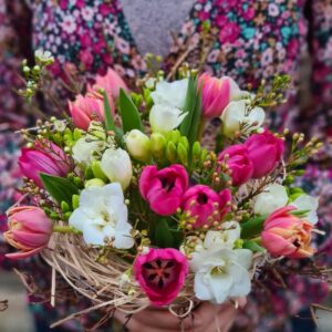 🌸 Atelier "Spring Magic" - Buchet cu flori de primăvară